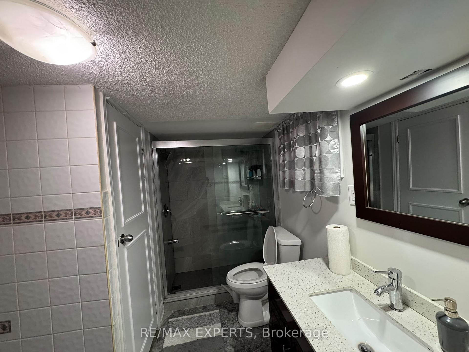 Photo 26 of 16 Bridgenorth Crescent, Etobicoke, Thistletown-Beaumonde Heights — HOMEH