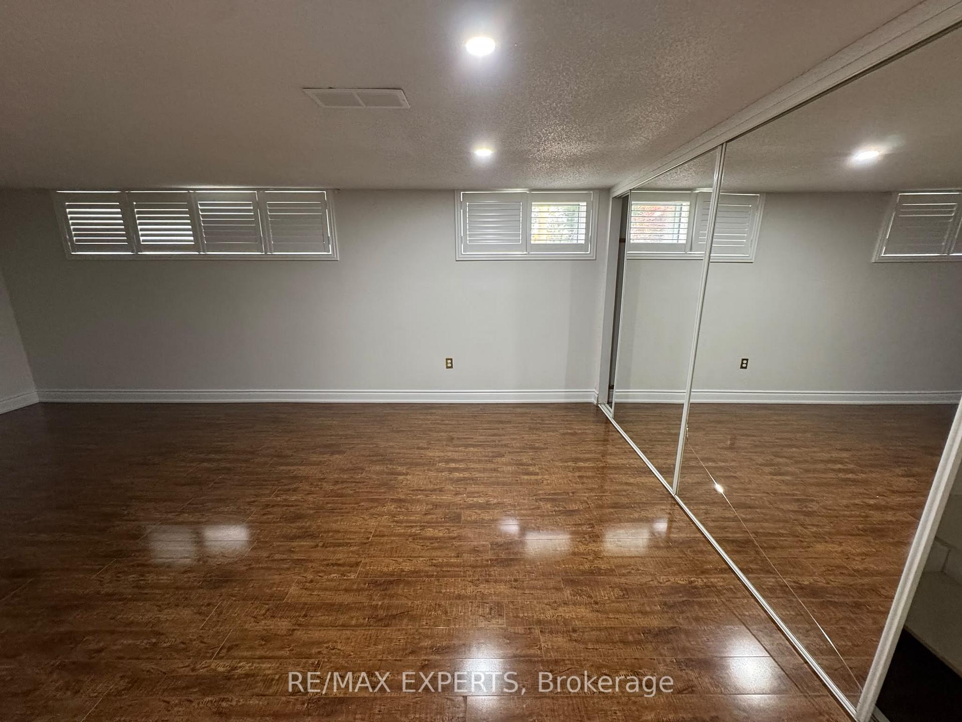 Photo 30 of 16 Bridgenorth Crescent, Etobicoke, Thistletown-Beaumonde Heights — HOMEH