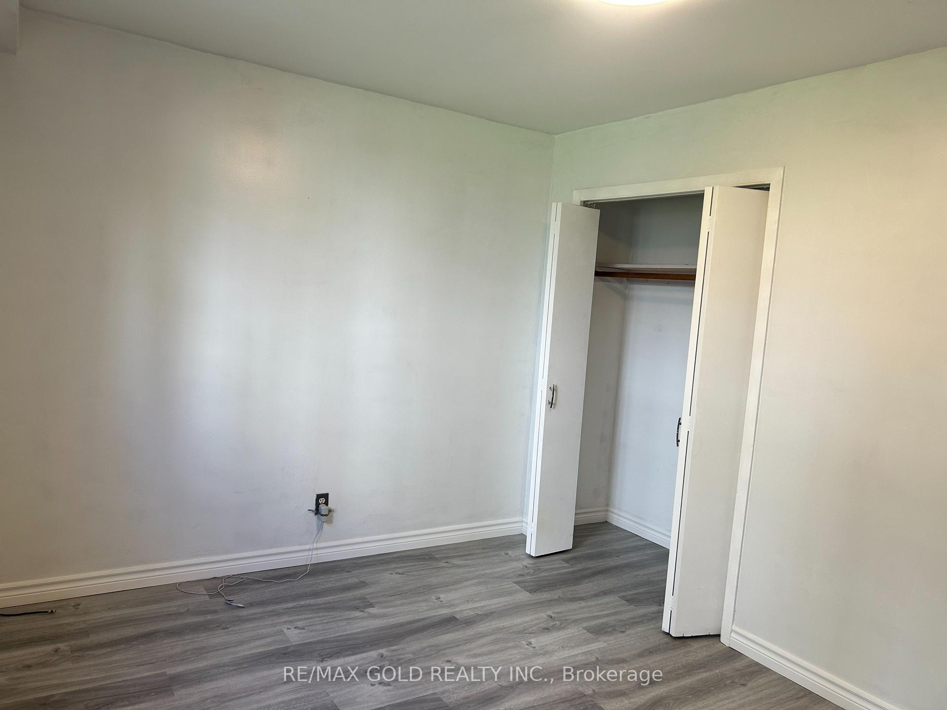 Photo 37 of 38 Achill Crescent, Mississauga, Fairview — HOMEH