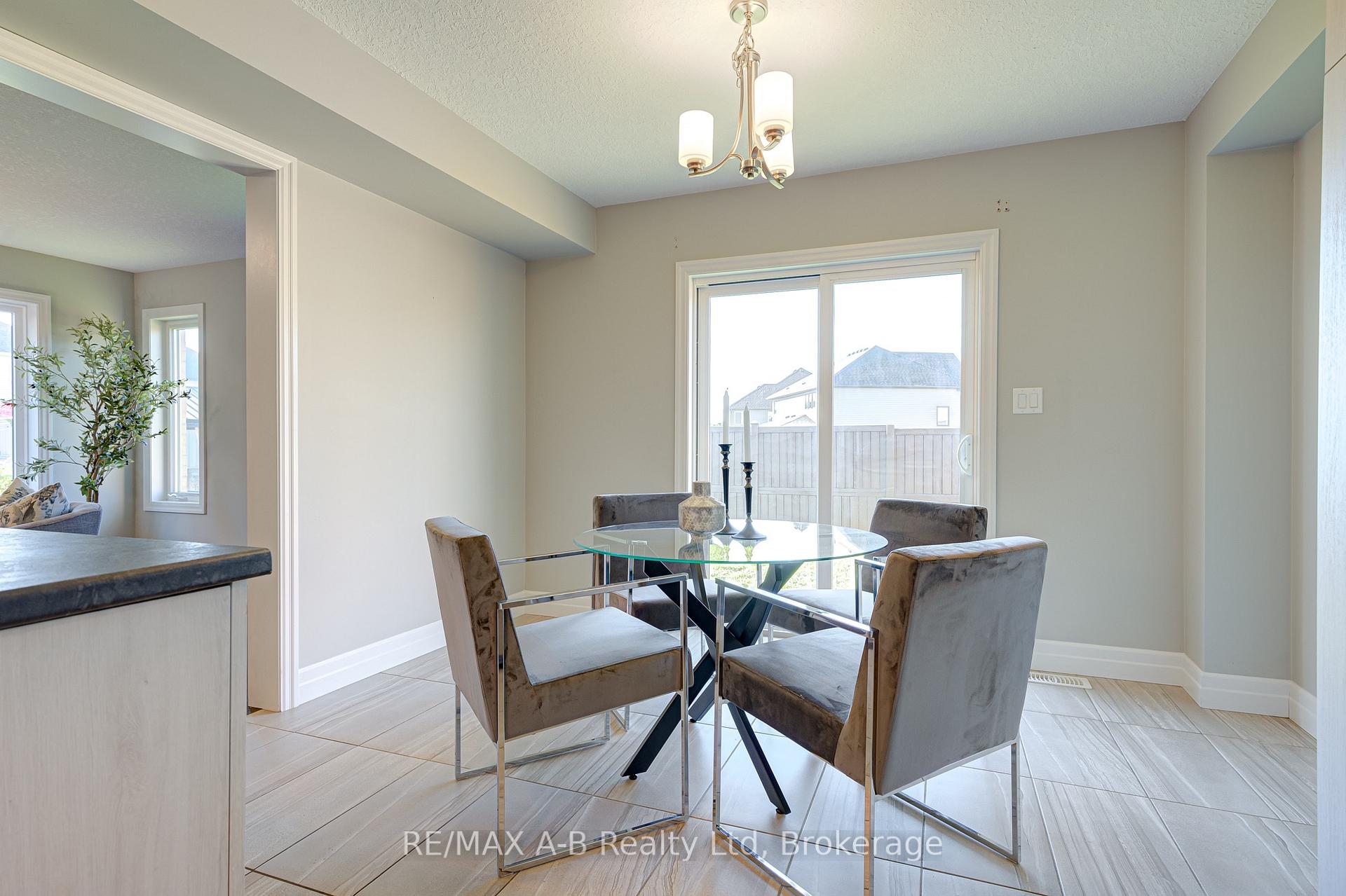 Photo 13 of 88 Davidson Drive, Stratford — HOMEH