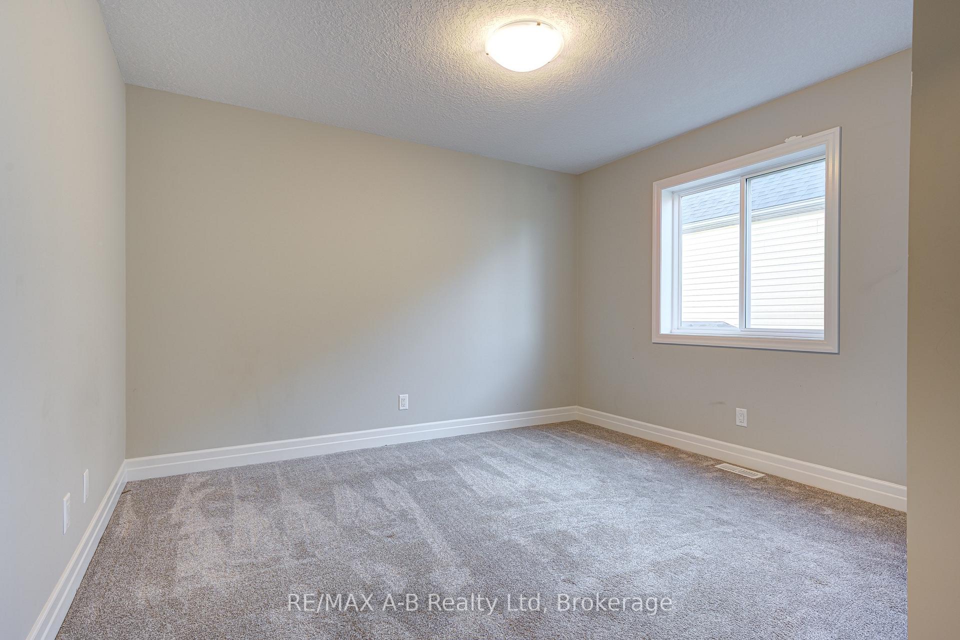 Photo 25 of 88 Davidson Drive, Stratford — HOMEH