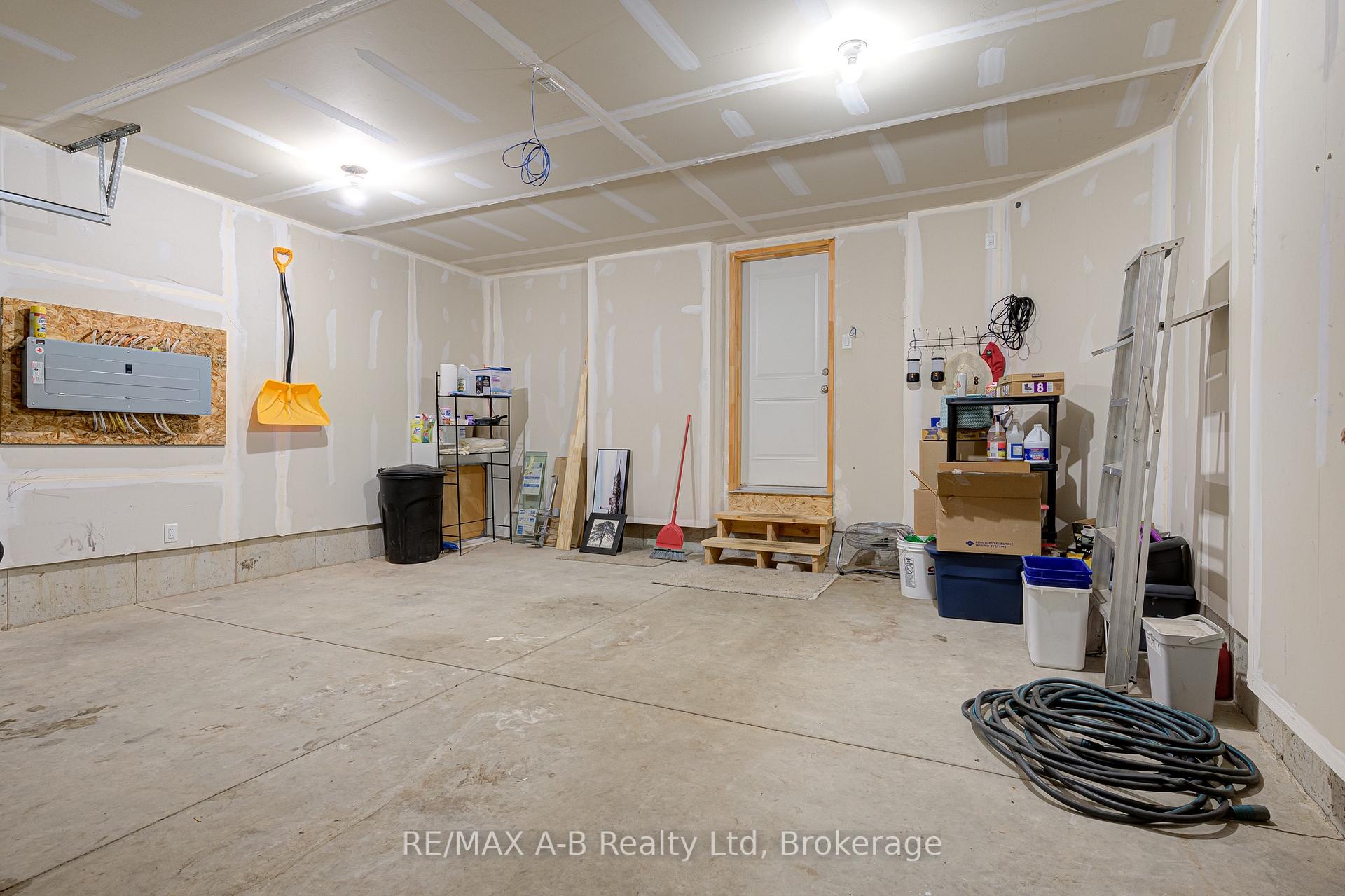Photo 37 of 88 Davidson Drive, Stratford — HOMEH