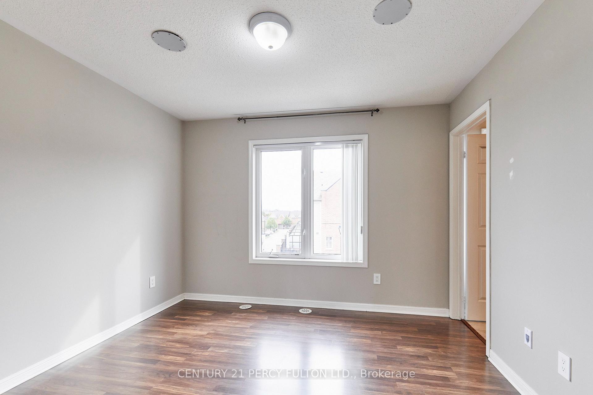 Photo 6 of 15951 Bayview Avenue, Aurora, Bayview Northeast — HOMEH