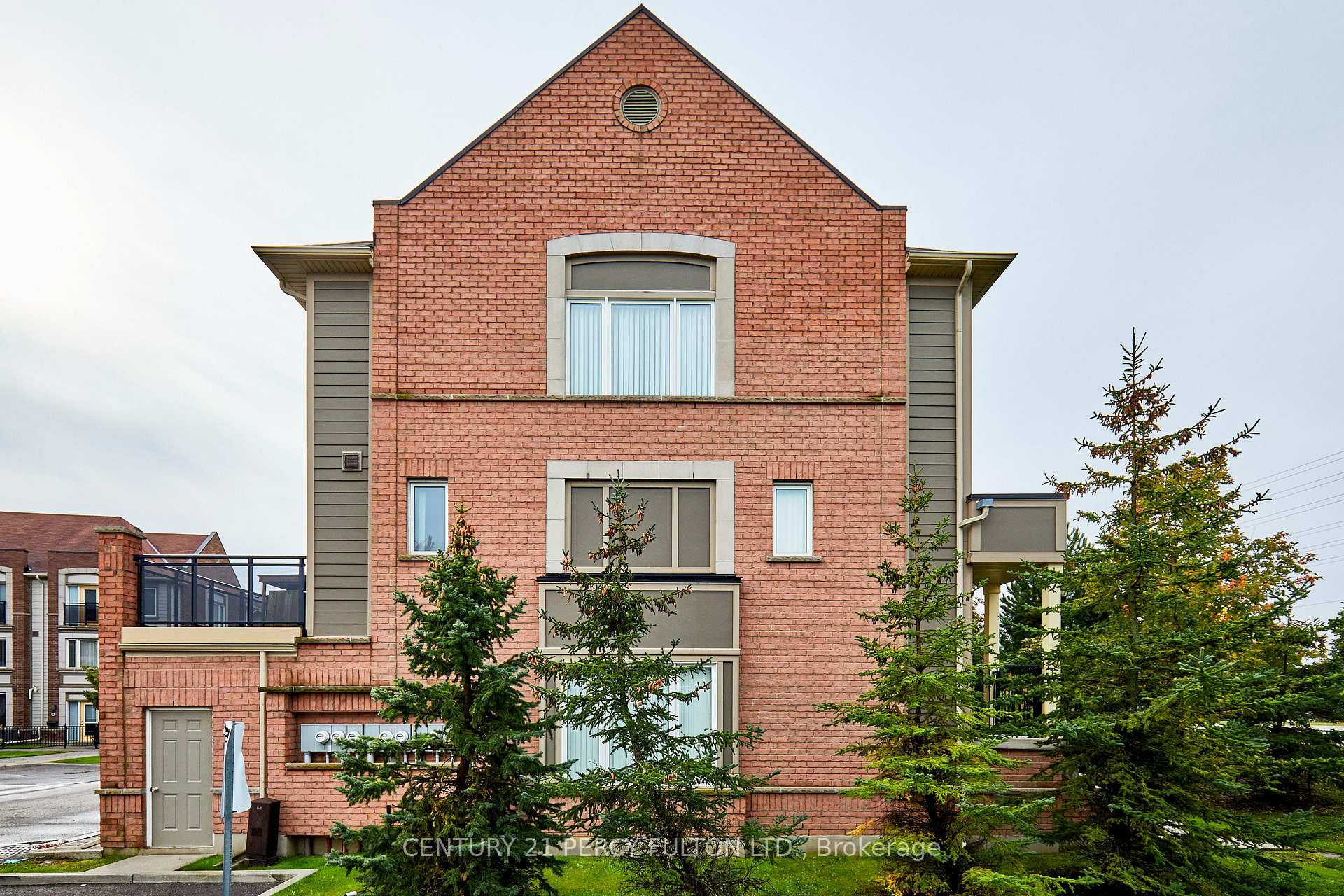 Photo 8 of 15951 Bayview Avenue, Aurora, Bayview Northeast — HOMEH