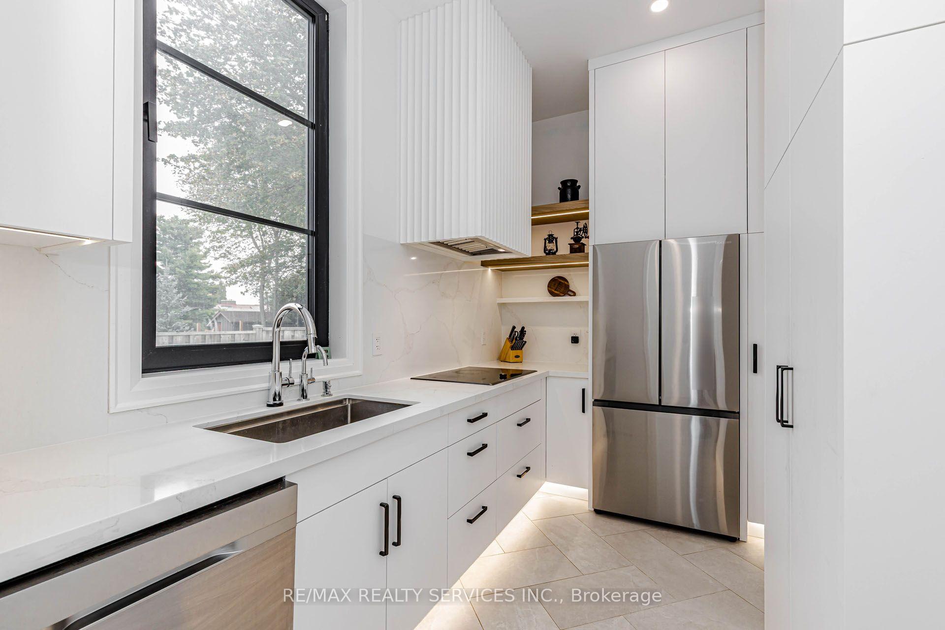 Photo 19 of 94 Vista Boulevard, Mississauga, Streetsville — HOMEH