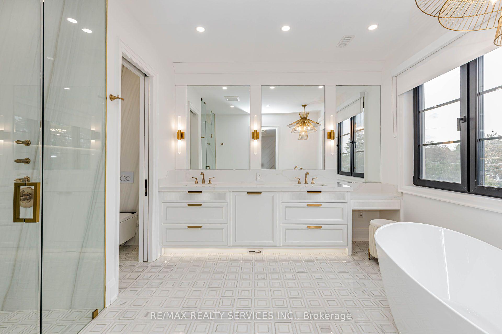 Photo 25 of 94 Vista Boulevard, Mississauga, Streetsville — HOMEH