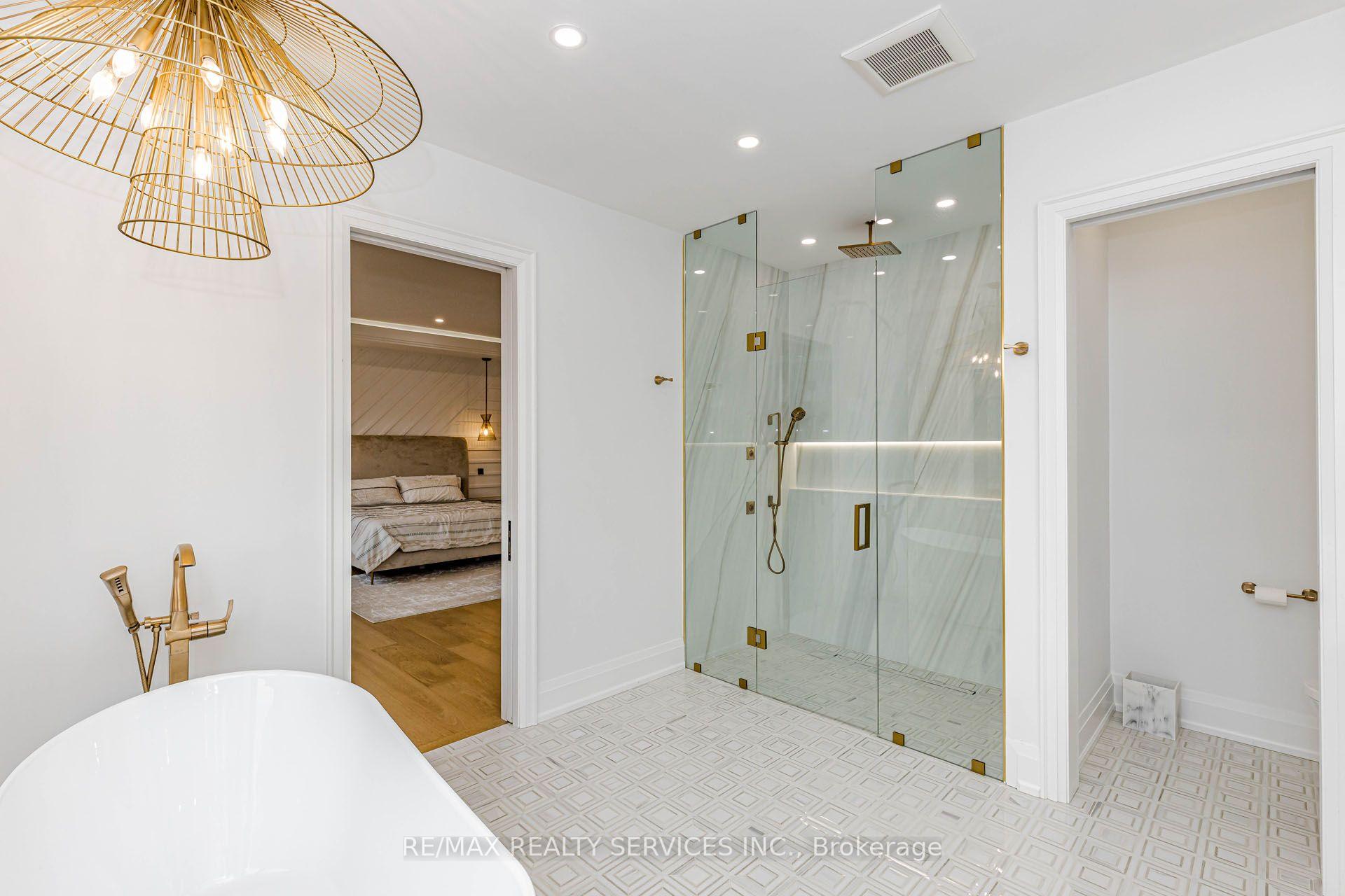 Photo 27 of 94 Vista Boulevard, Mississauga, Streetsville — HOMEH