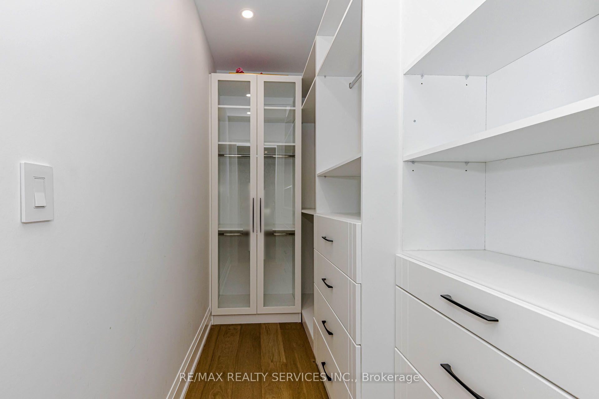 Photo 34 of 94 Vista Boulevard, Mississauga, Streetsville — HOMEH