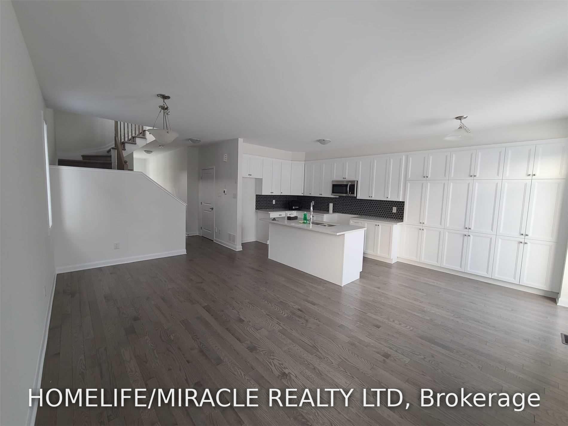 Photo 4 of 231 Clonrush Way, Ottawa, Kanata - Kanata Lakes/Heritage Hills — HOMEH