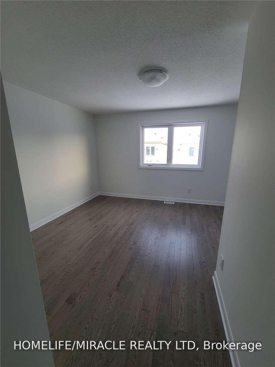 Photo 11 of 231 Clonrush Way, Ottawa, Kanata - Kanata Lakes/Heritage Hills — HOMEH