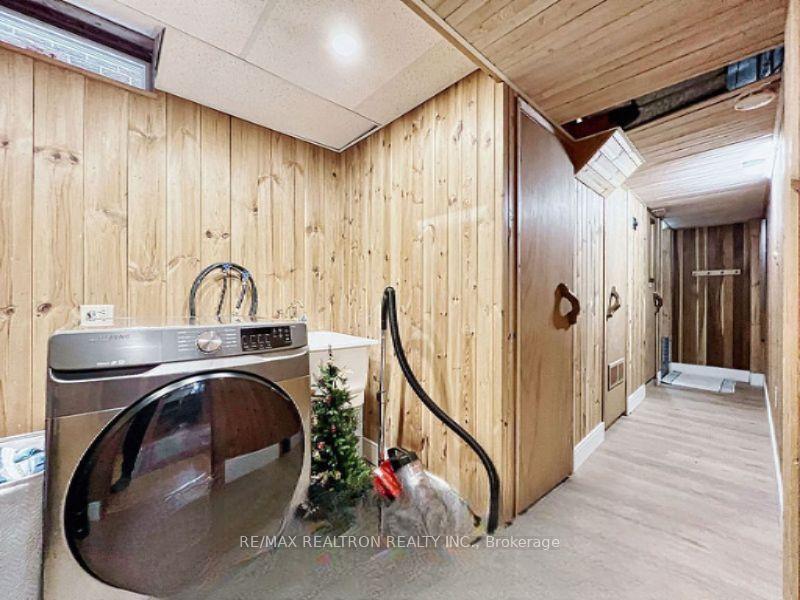 Photo 24 of 9 Checker Court, Vaughan, Brownridge — HOMEH