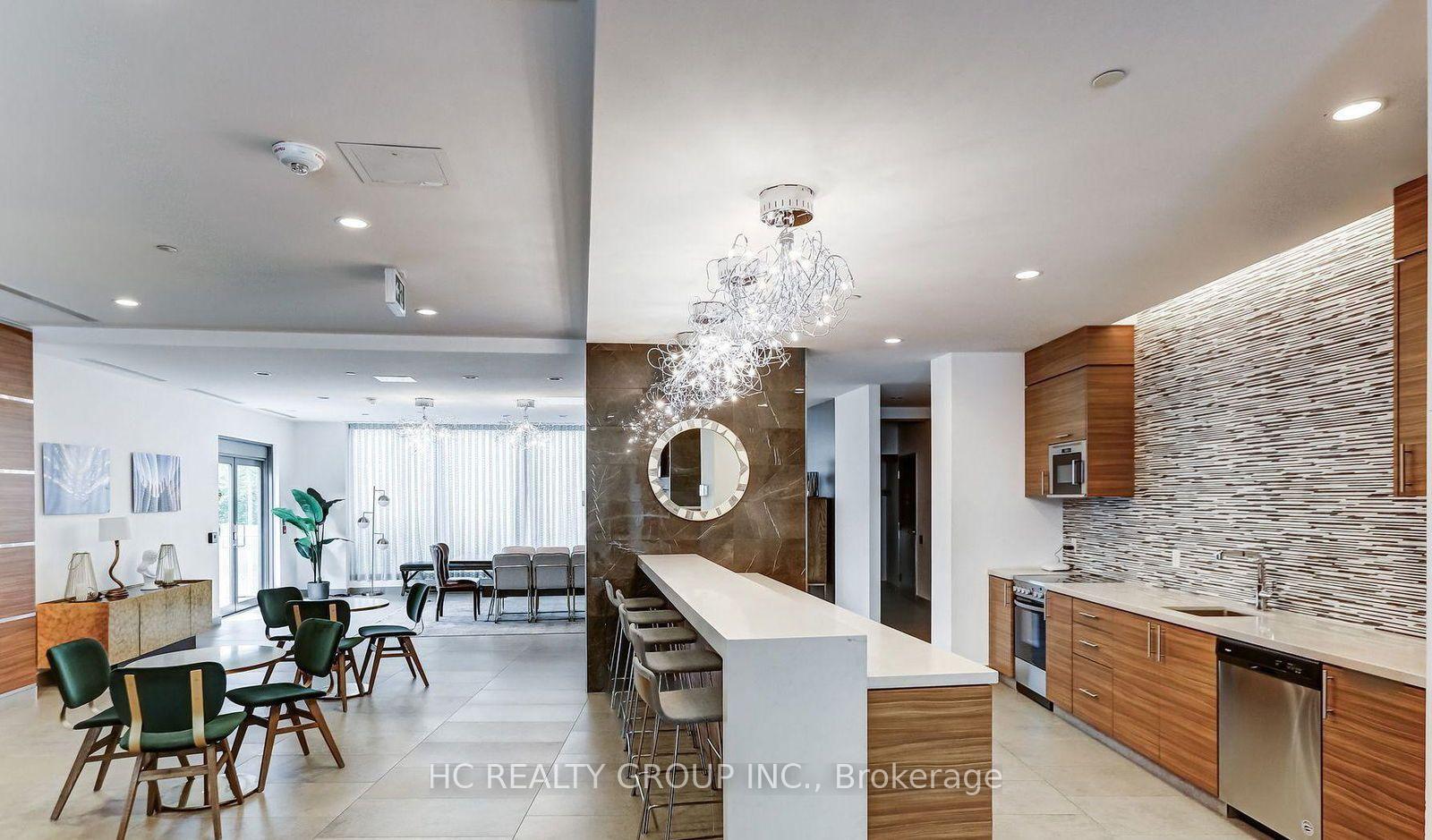 Photo 8 of 56 forest manor Road, North York, Henry Farm — HOMEH