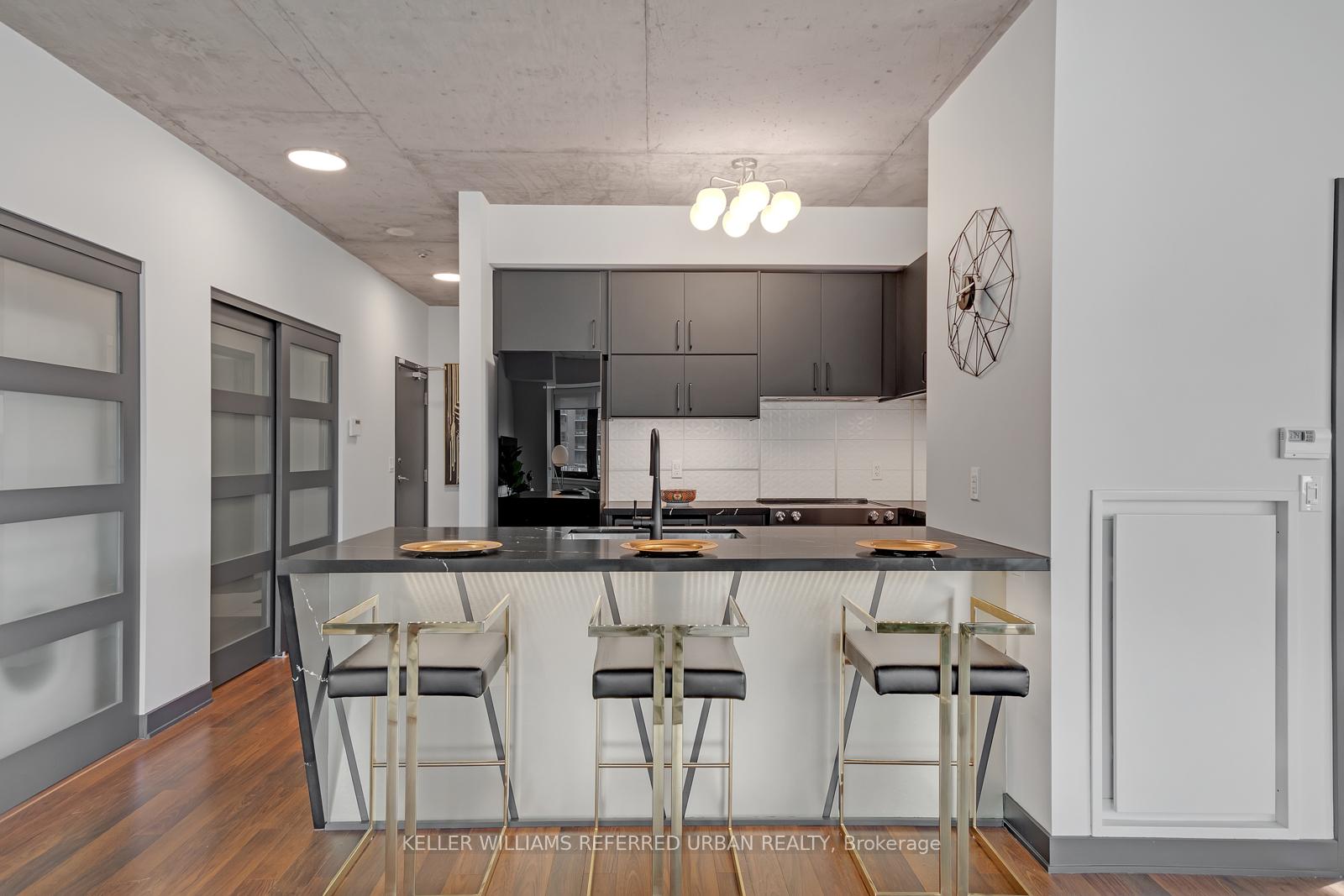Photo 8 of Unit 710, 400 Wellington Street W, Toronto, Waterfront Communities — HOMEH