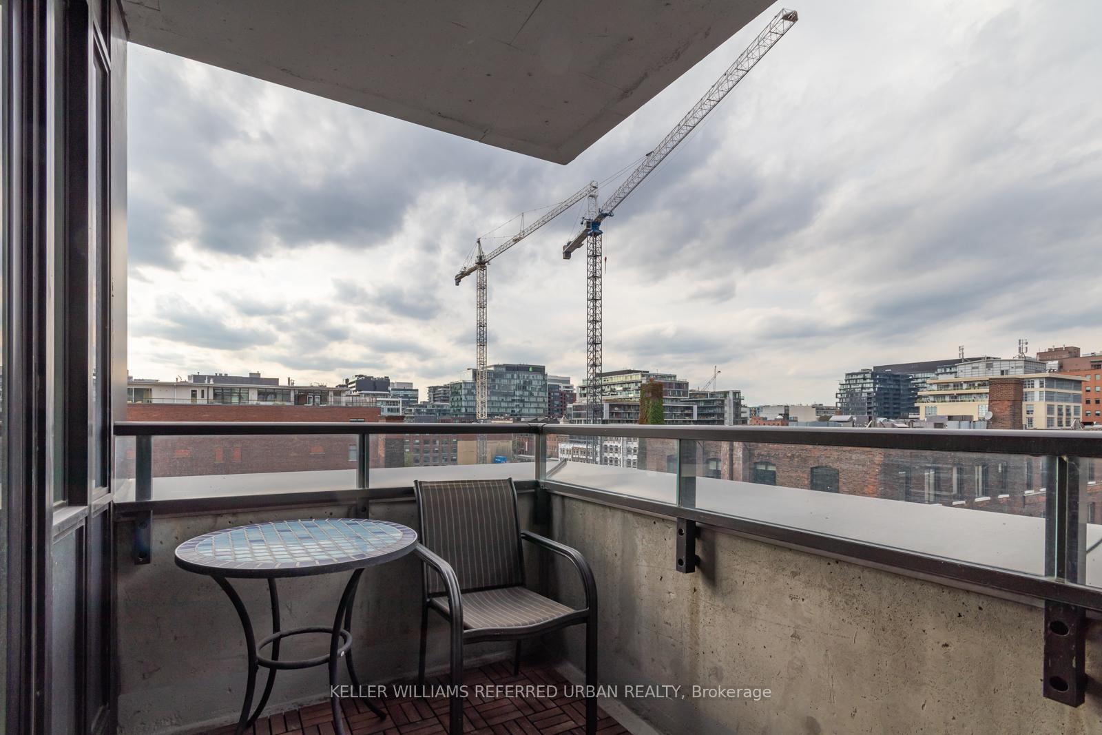 Photo 24 of Unit 710, 400 Wellington Street W, Toronto, Waterfront Communities — HOMEH