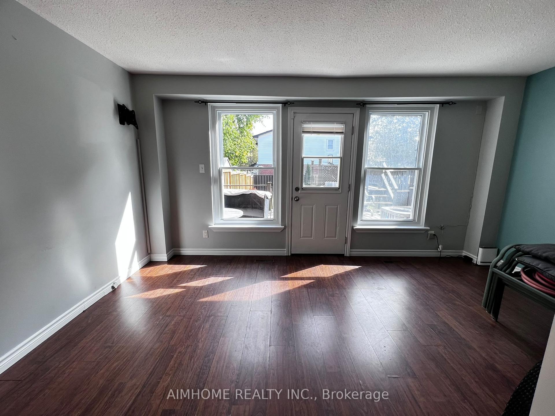 Photo 2 of 676 Balsam Crescent, Oshawa, Lakeview — HOMEH