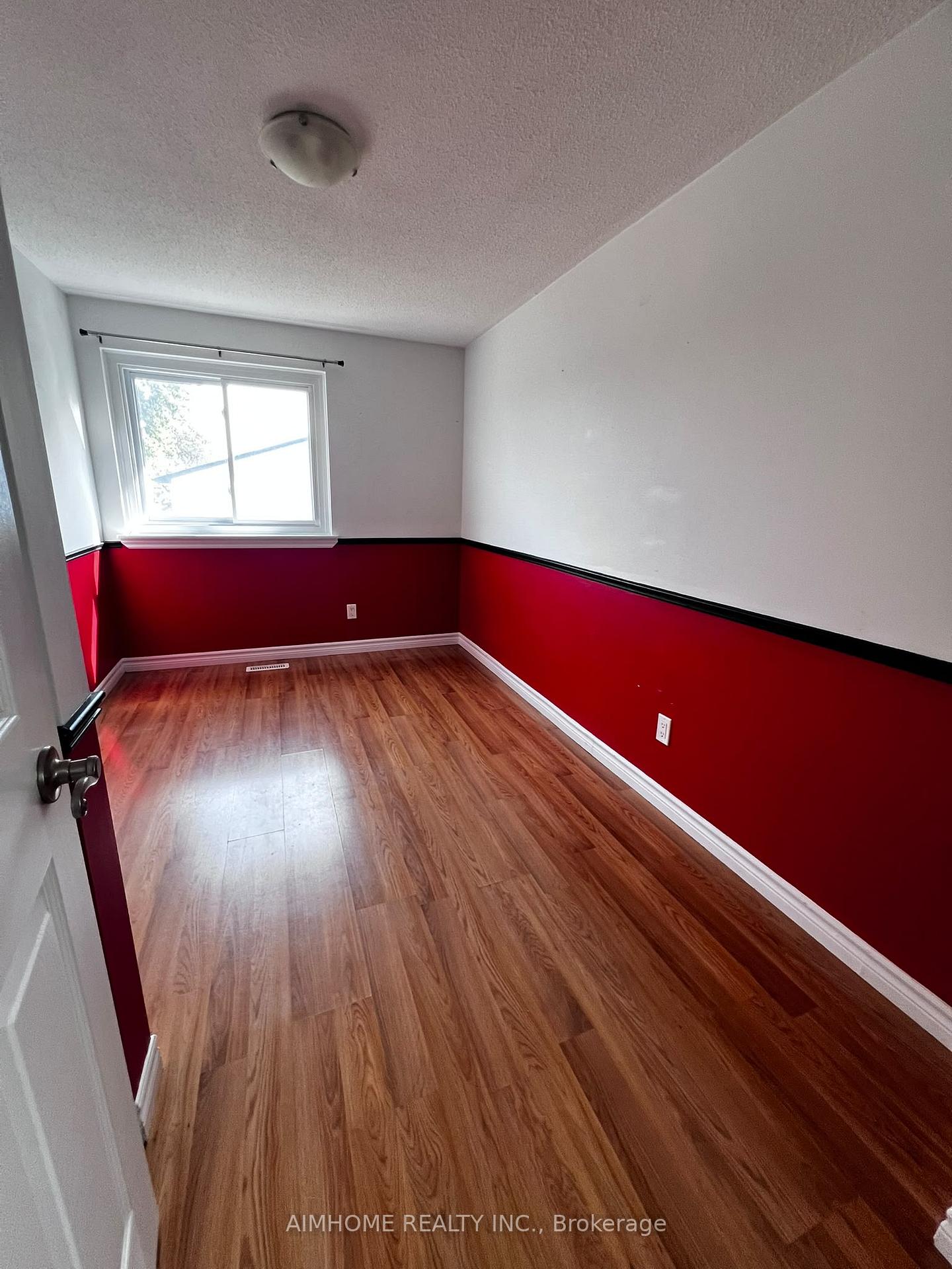 Photo 6 of 676 Balsam Crescent, Oshawa, Lakeview — HOMEH