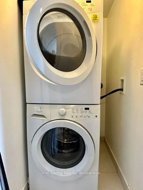 Photo 12 of Unit 1810, 360 Square One Drive, Mississauga, City Centre — HOMEH