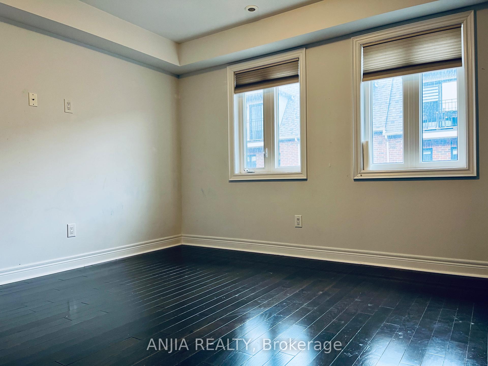 Photo 7 of Unit 29, 1812 Burnhamthorpe Road E, Mississauga, Applewood — HOMEH