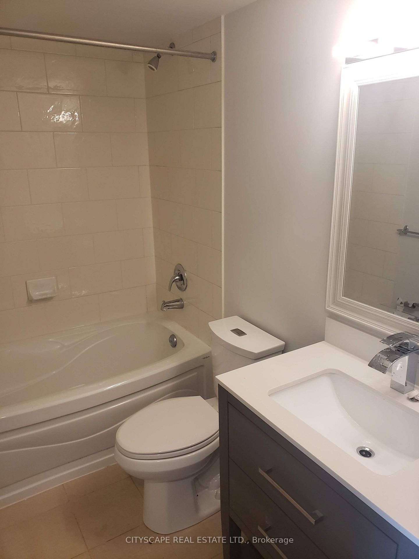 Photo 2 of Unit 2911, 81 Navy Wharf Court, Toronto, Waterfront Communities — HOMEH