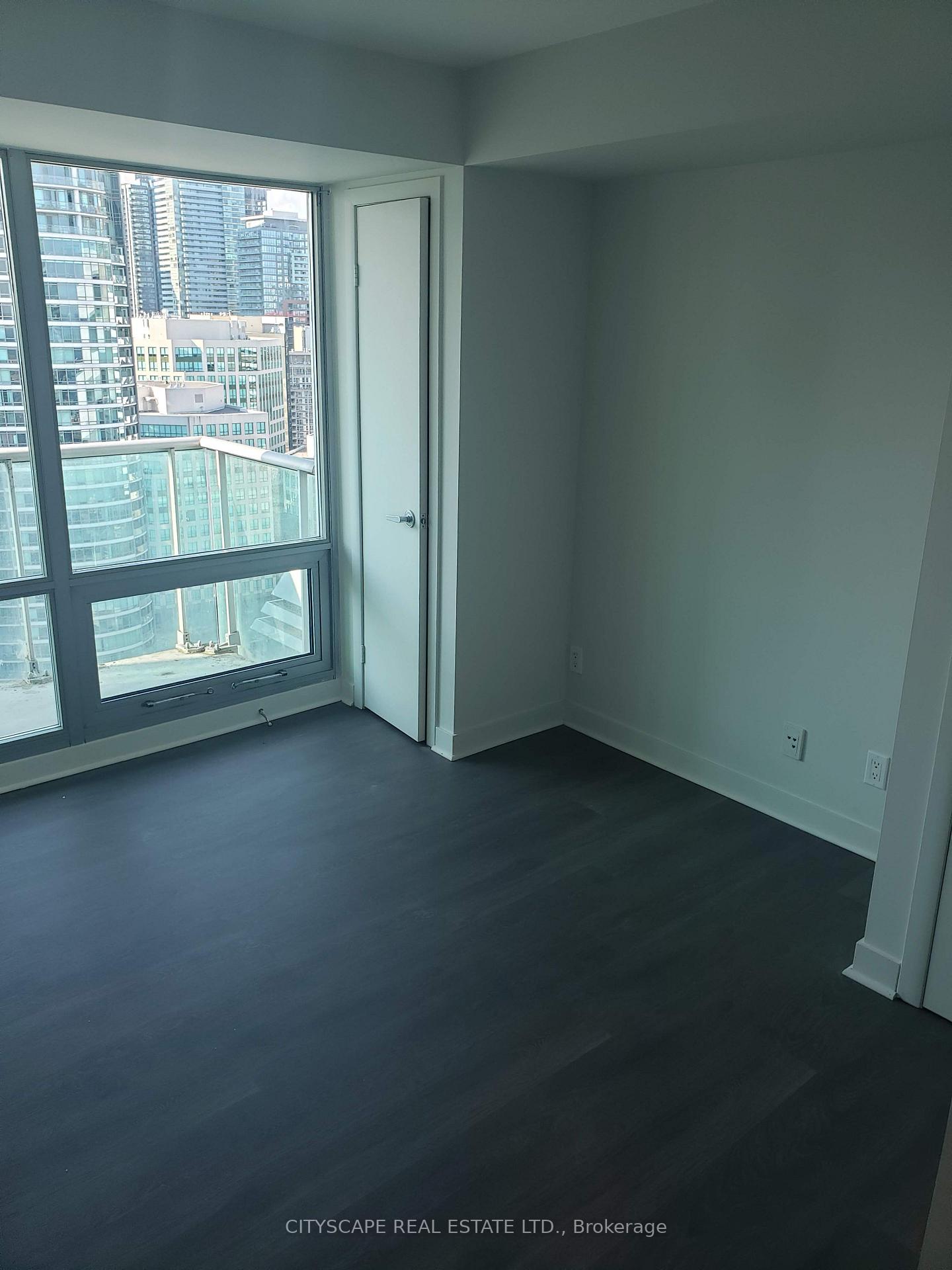 Photo 4 of Unit 2911, 81 Navy Wharf Court, Toronto, Waterfront Communities — HOMEH