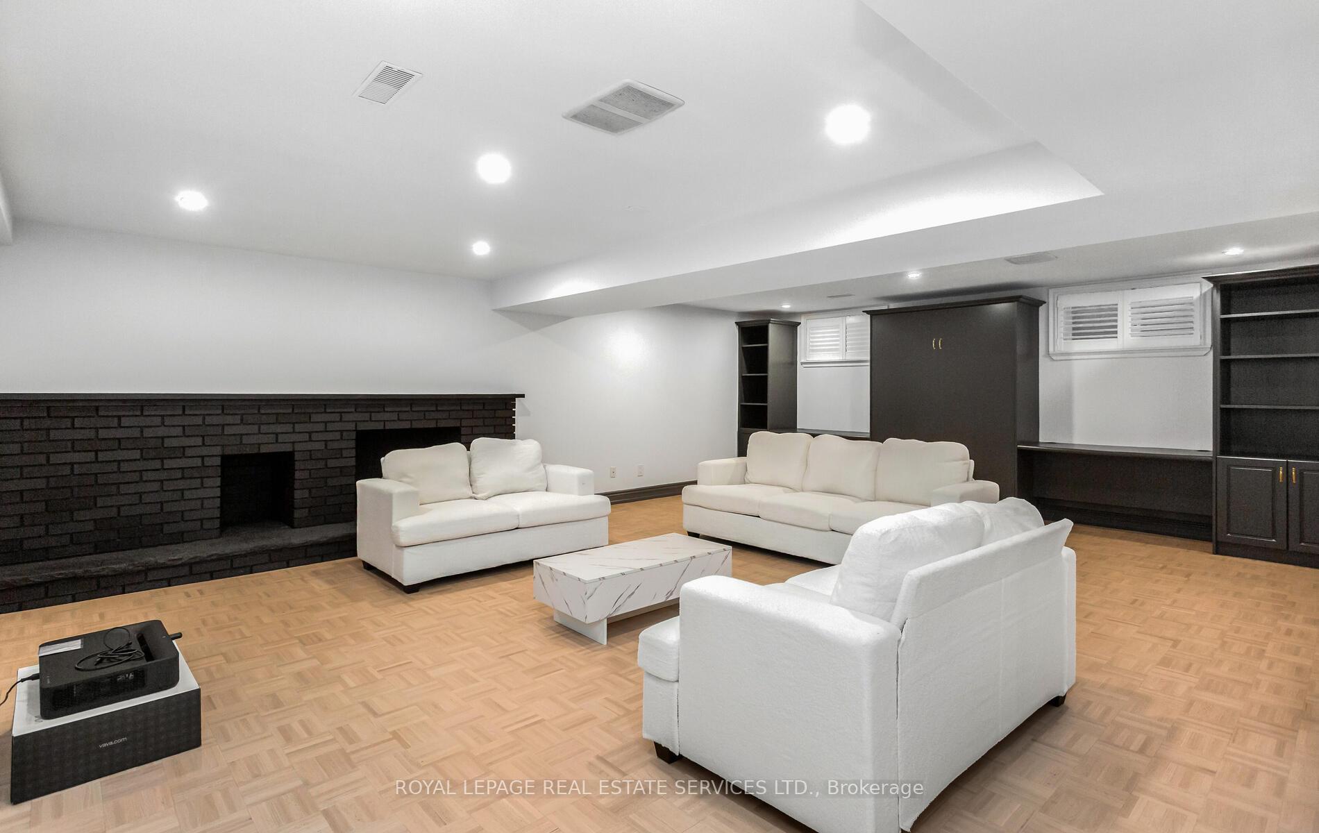 Photo 41 of 197 The Bridle Path, North York, Bridle Path-Sunnybrook-York Mills — HOMEH