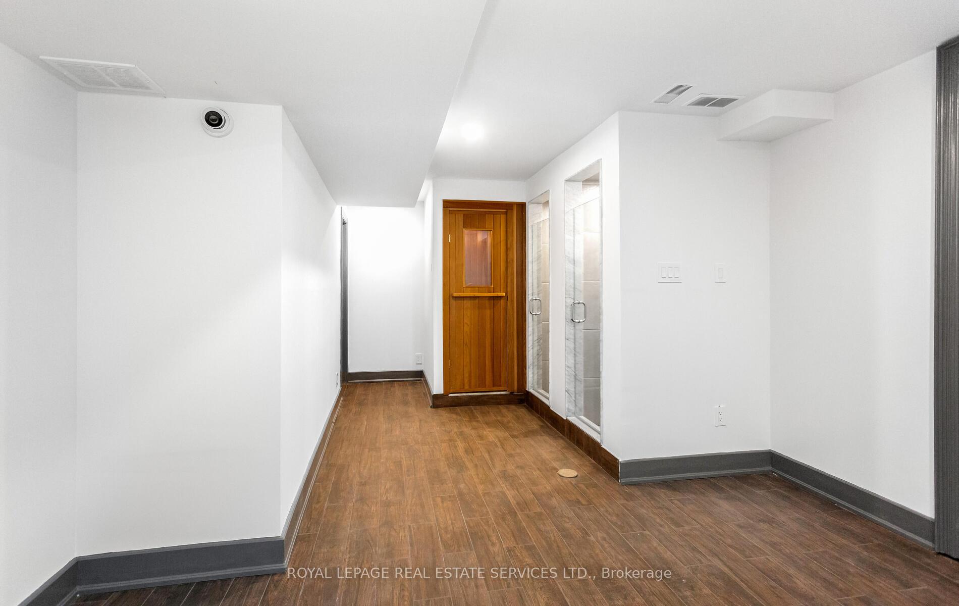 Photo 42 of 197 The Bridle Path, North York, Bridle Path-Sunnybrook-York Mills — HOMEH