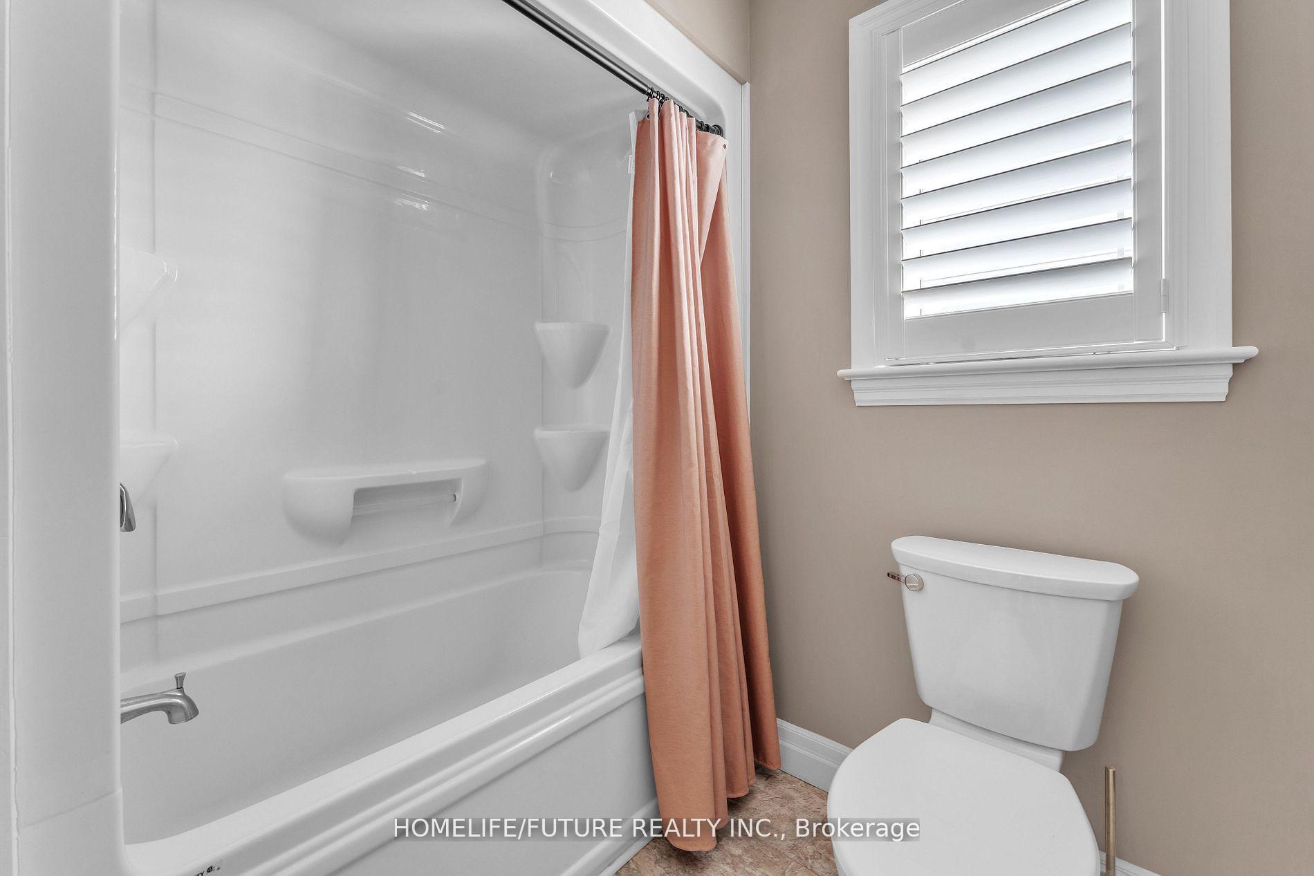 Photo 12 of 1508 Berkshire Drive, Kingston, City Northwest — HOMEH