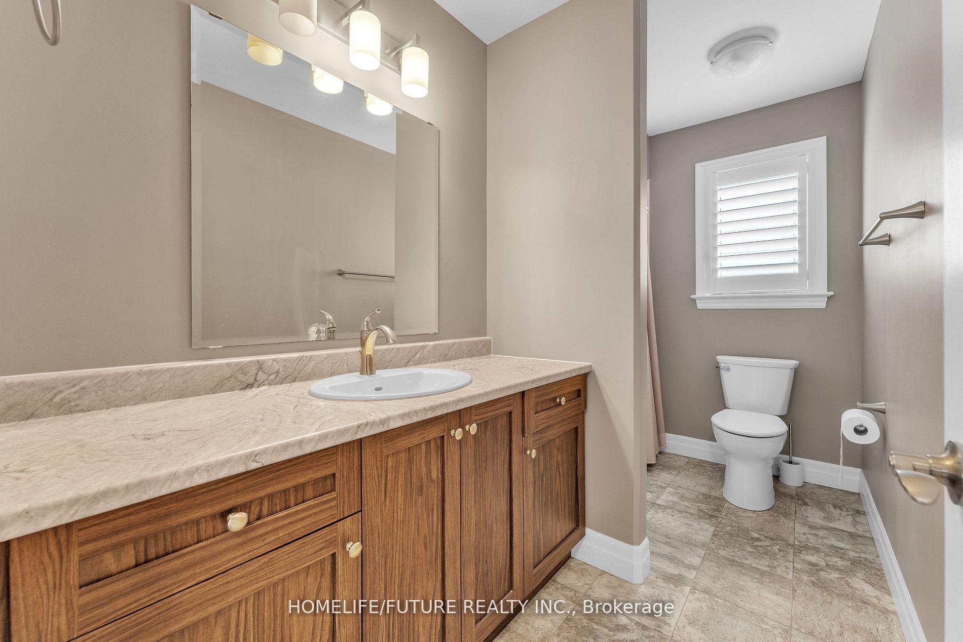 Photo 14 of 1508 Berkshire Drive, Kingston, City Northwest — HOMEH