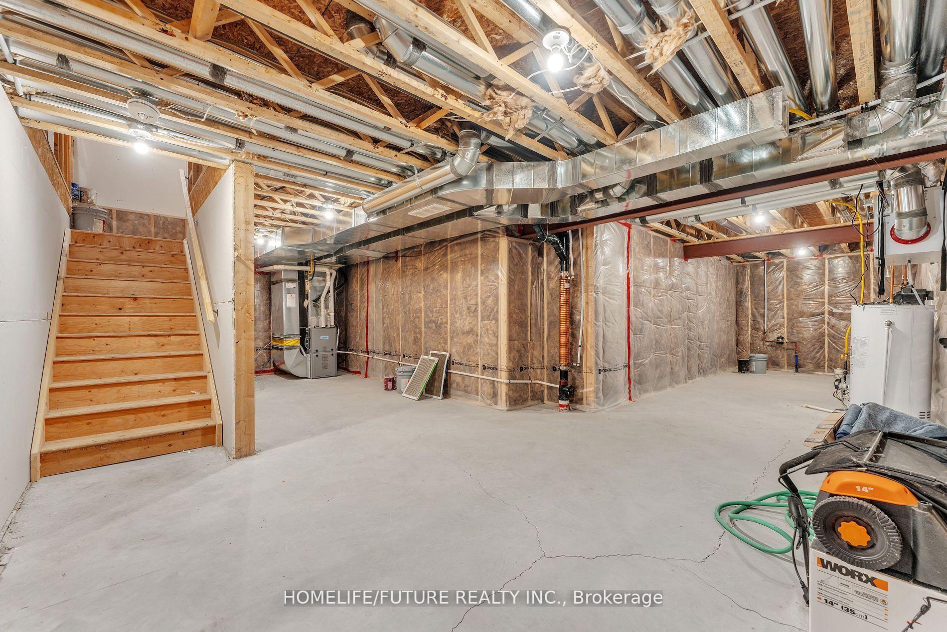 Photo 25 of 1508 Berkshire Drive, Kingston, City Northwest — HOMEH