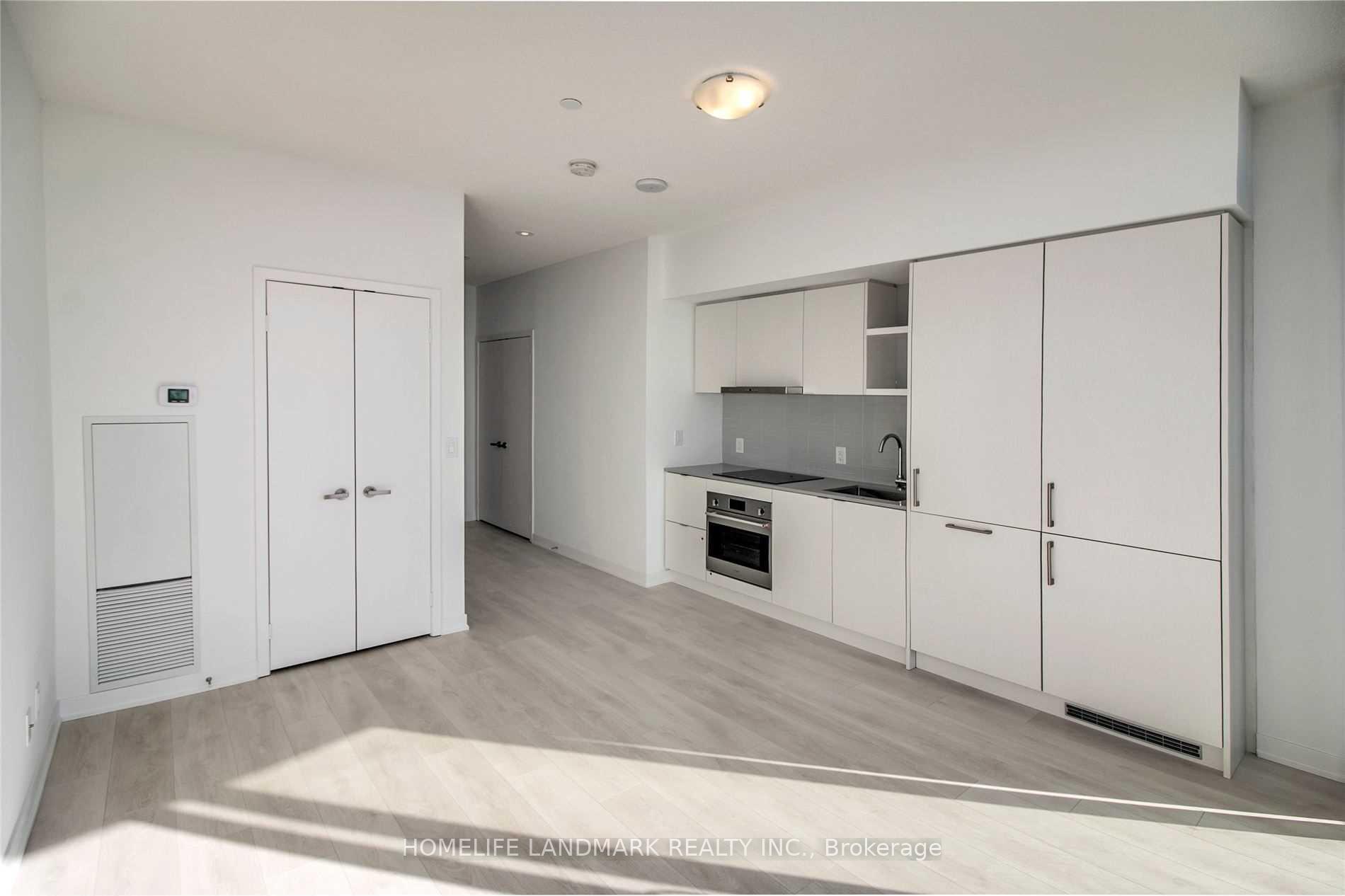 Photo 7 of Unit 4908, 100 Harbour Street, Toronto, Waterfront Communities — HOMEH