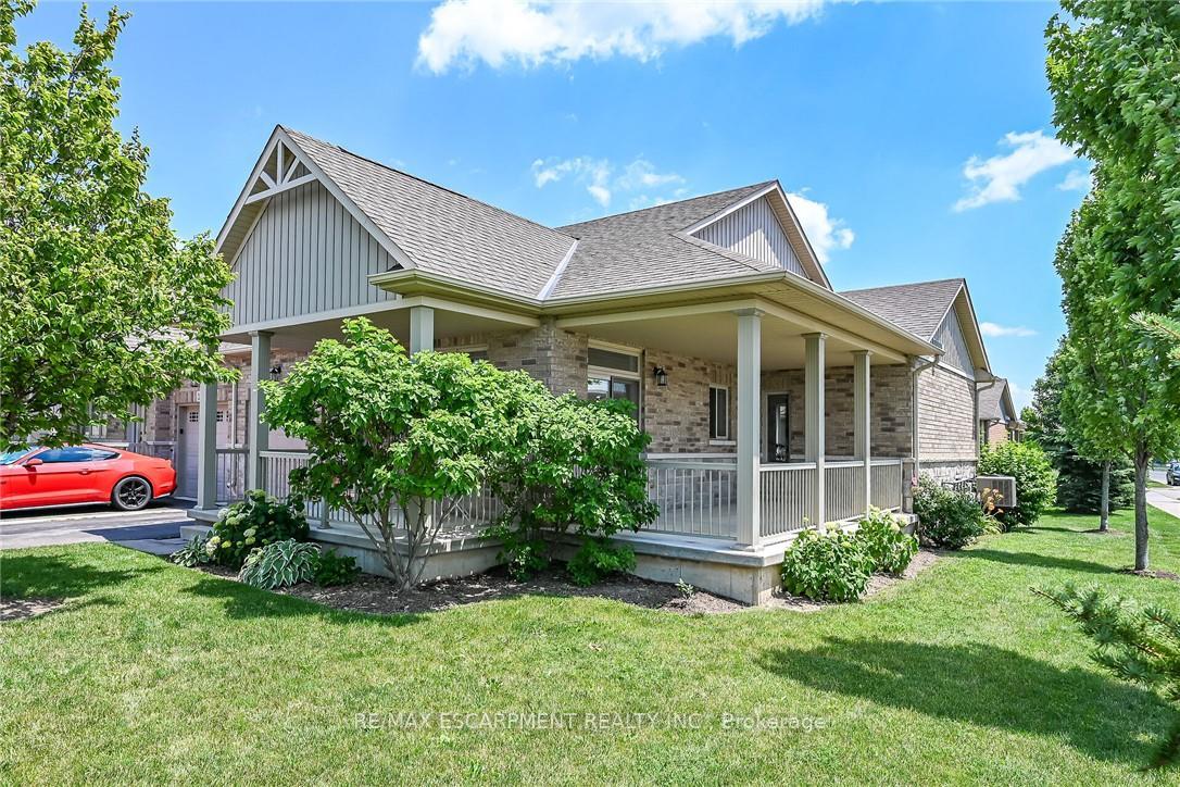 Photo 2 of 14 Ecker Lane, Hamilton, Binbrook — HOMEH