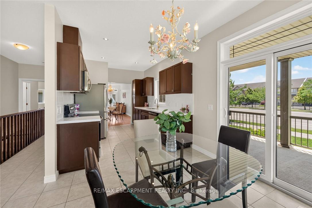 Photo 7 of 14 Ecker Lane, Hamilton, Binbrook — HOMEH