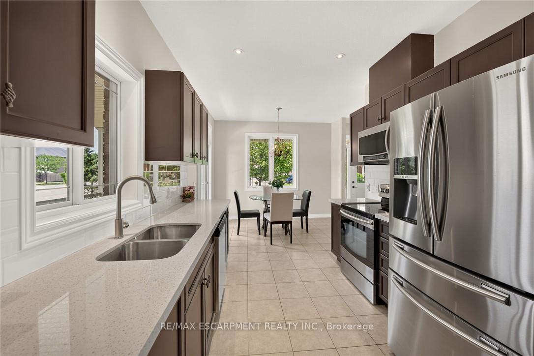 Photo 14 of 14 Ecker Lane, Hamilton, Binbrook — HOMEH