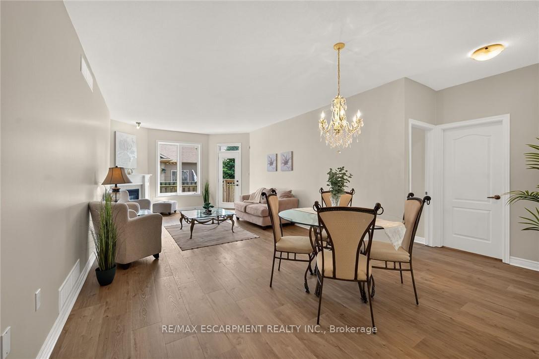 Photo 15 of 14 Ecker Lane, Hamilton, Binbrook — HOMEH