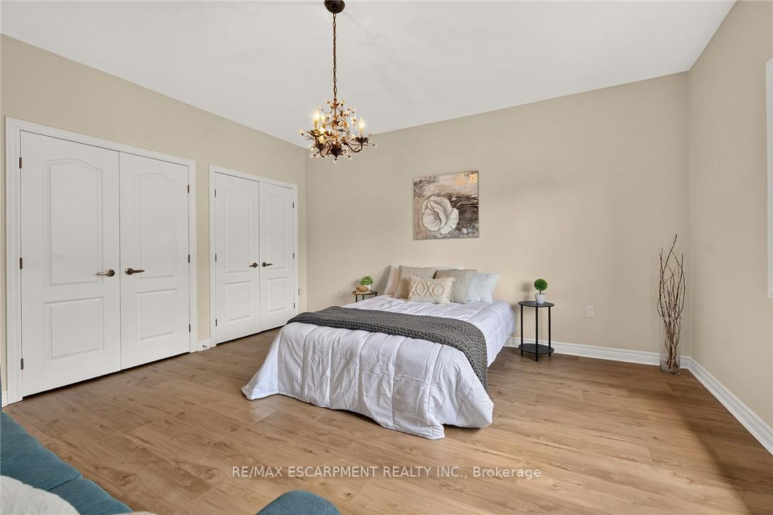 Photo 27 of 14 Ecker Lane, Hamilton, Binbrook — HOMEH