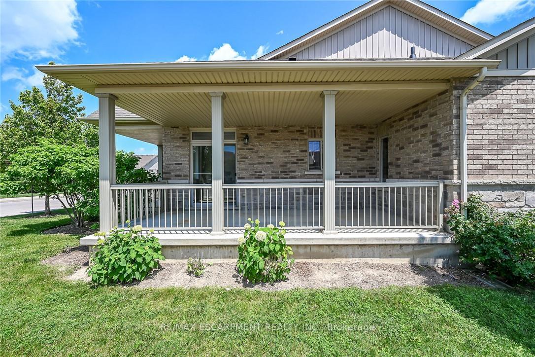 Photo 39 of 14 Ecker Lane, Hamilton, Binbrook — HOMEH