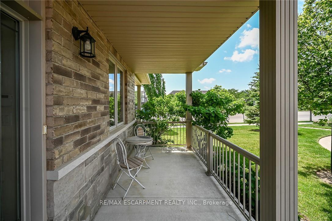 Photo 41 of 14 Ecker Lane, Hamilton, Binbrook — HOMEH