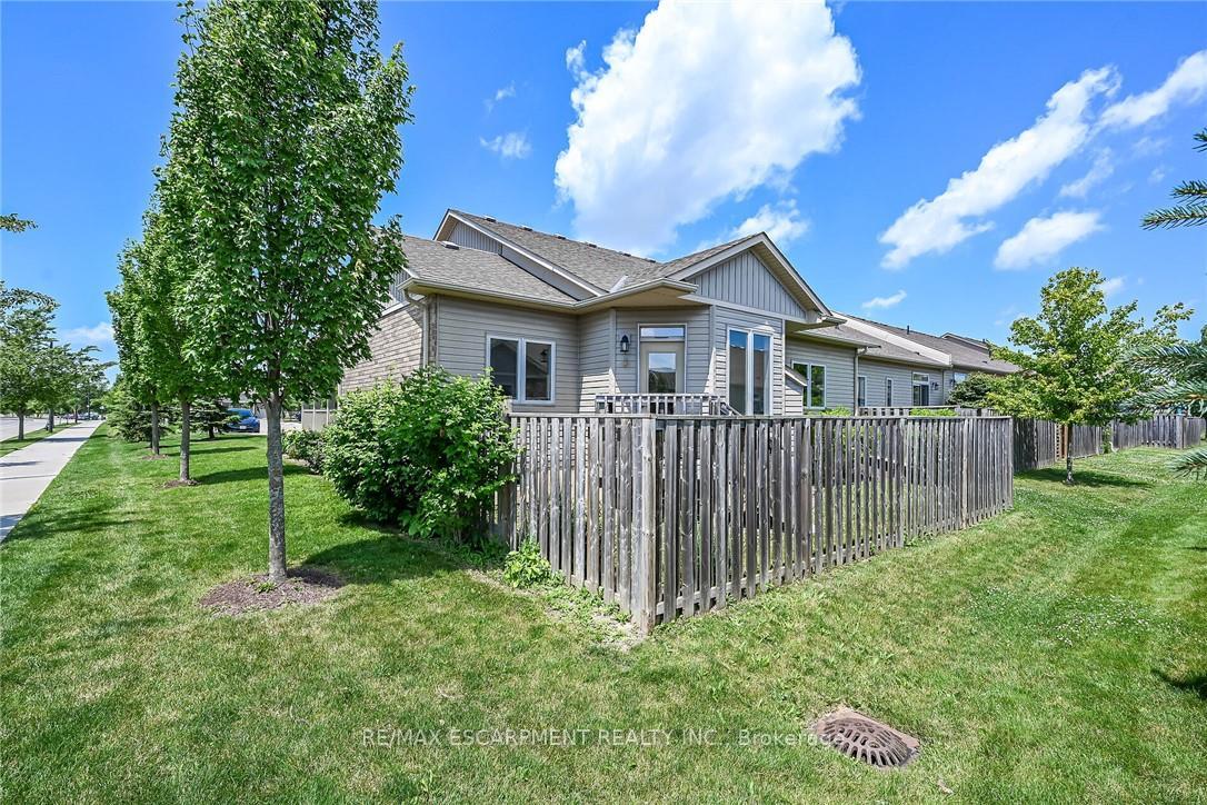 Photo 47 of 14 Ecker Lane, Hamilton, Binbrook — HOMEH