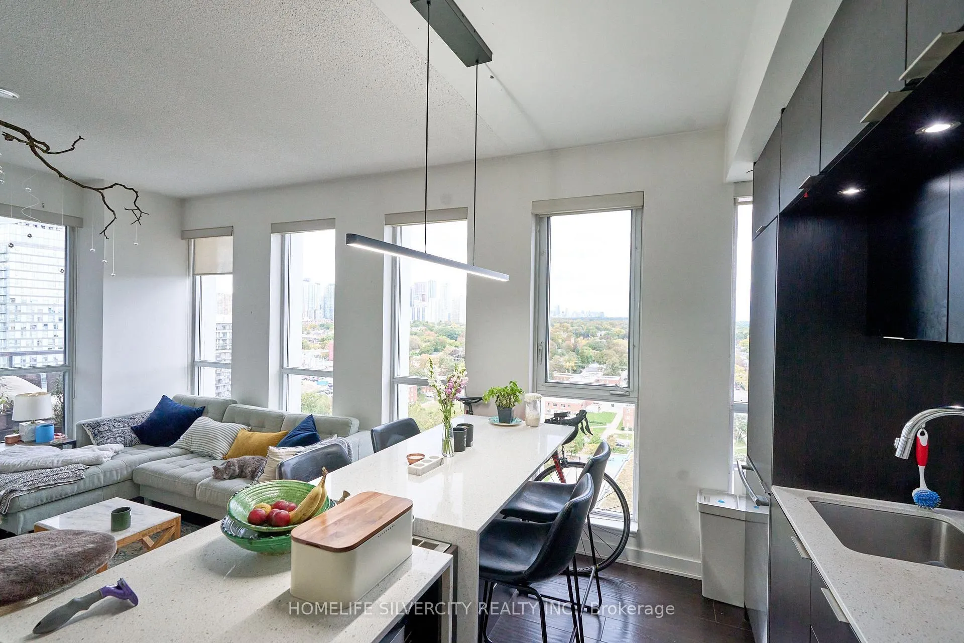Photo 12 of Unit 1609, 170 Sumach Street, Toronto, Regent Park — HOMEH