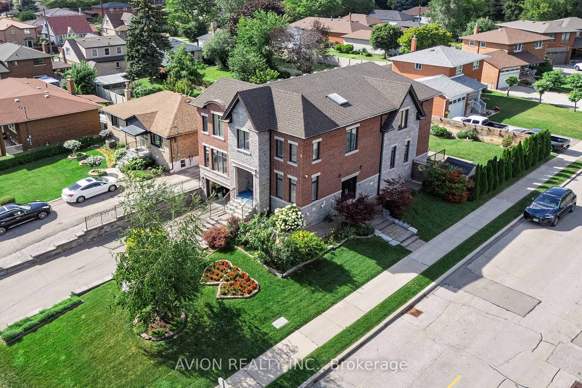 Photo of 220 Falstaff Avenue