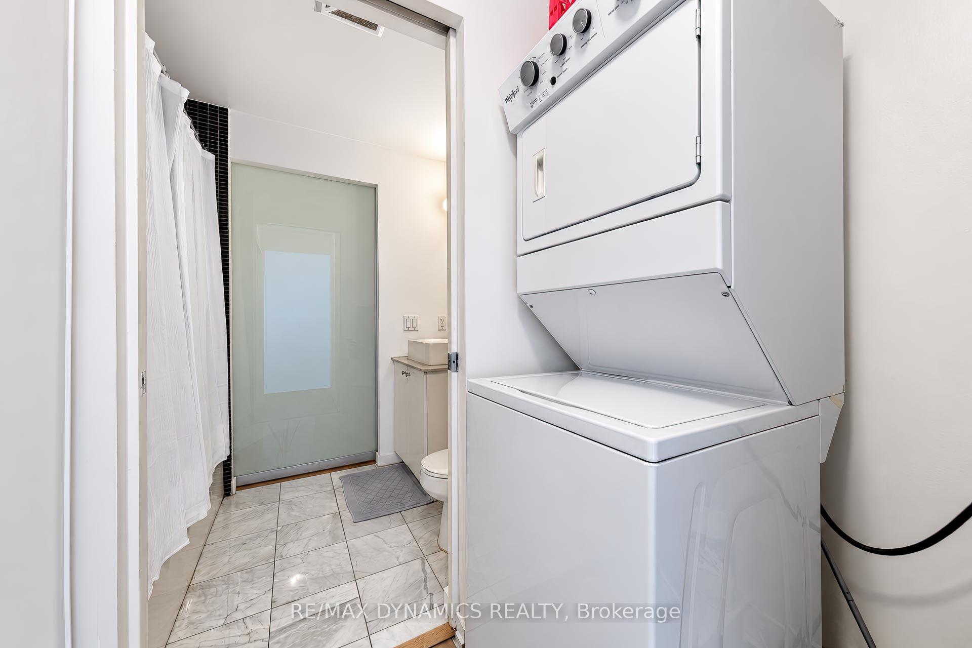 Photo 13 of Unit 1202, 103 The Queens Way, Toronto, High Park-Swansea — HOMEH