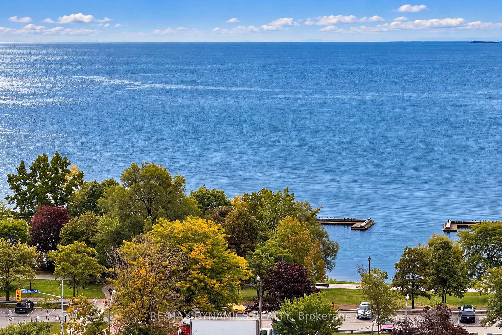 Photo 16 of Unit 1202, 103 The Queens Way, Toronto, High Park-Swansea — HOMEH