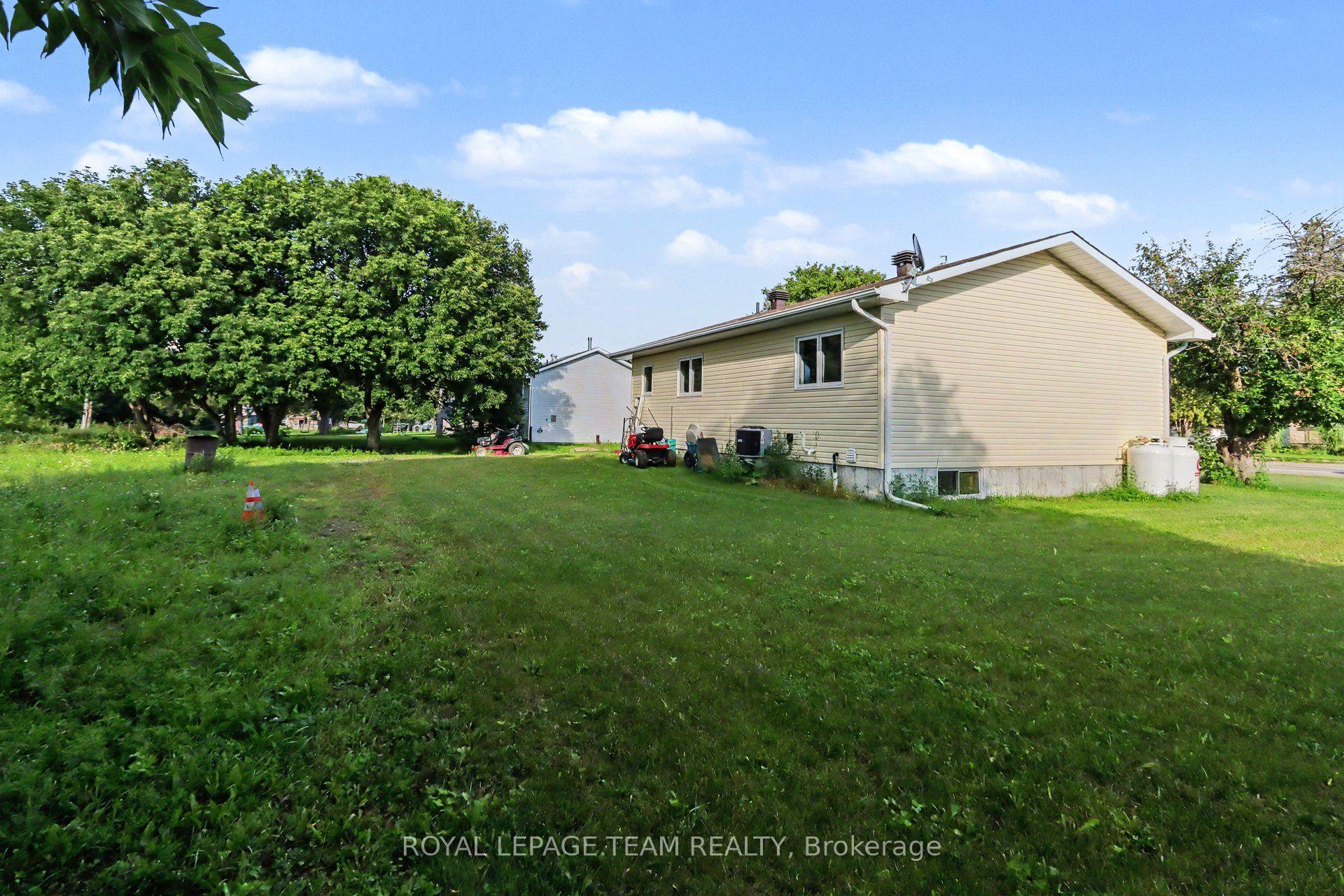 Photo 21 of 12303 County 5 Road, North Dundas, North Dundas (Winchester) Twp — HOMEH