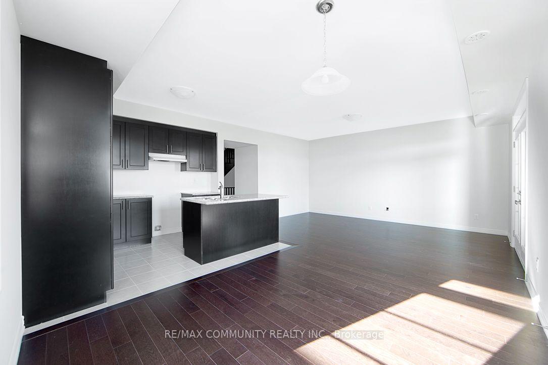 Photo 6 of Unit B, 101 Luzon Avenue, Markham, Box Grove — HOMEH