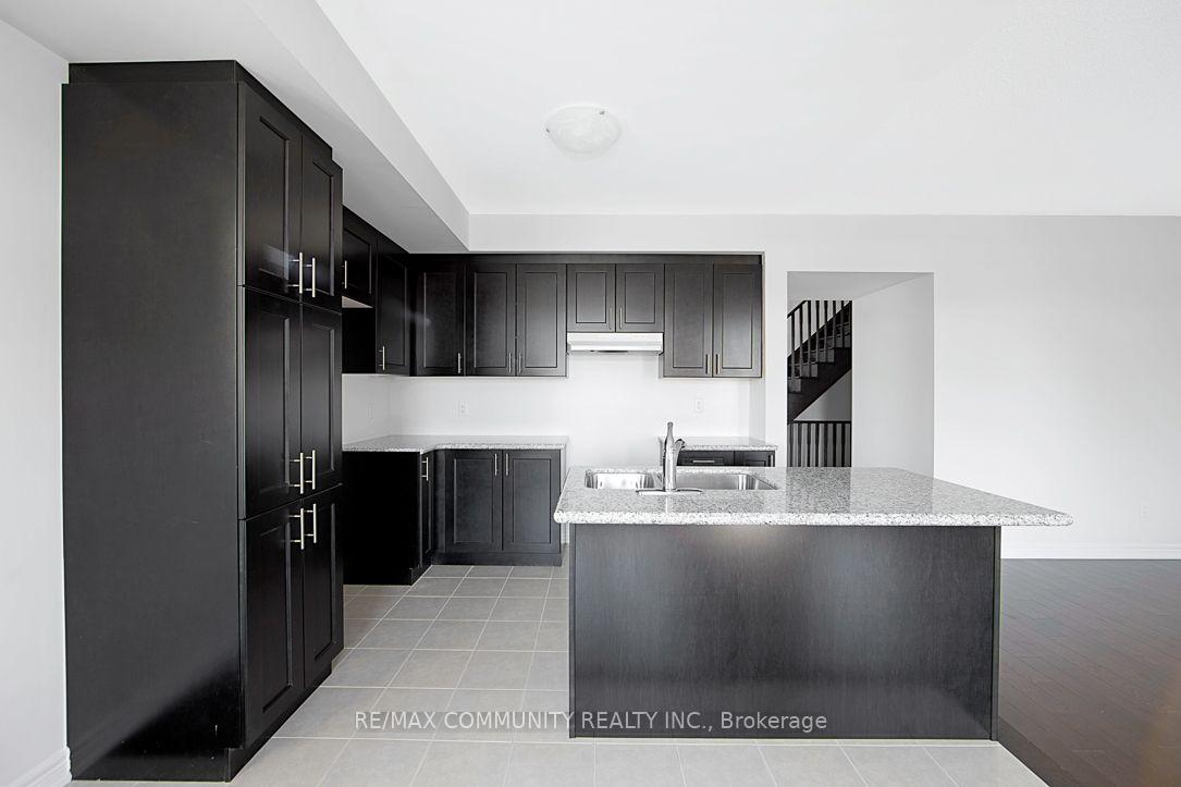 Photo 7 of Unit B, 101 Luzon Avenue, Markham, Box Grove — HOMEH