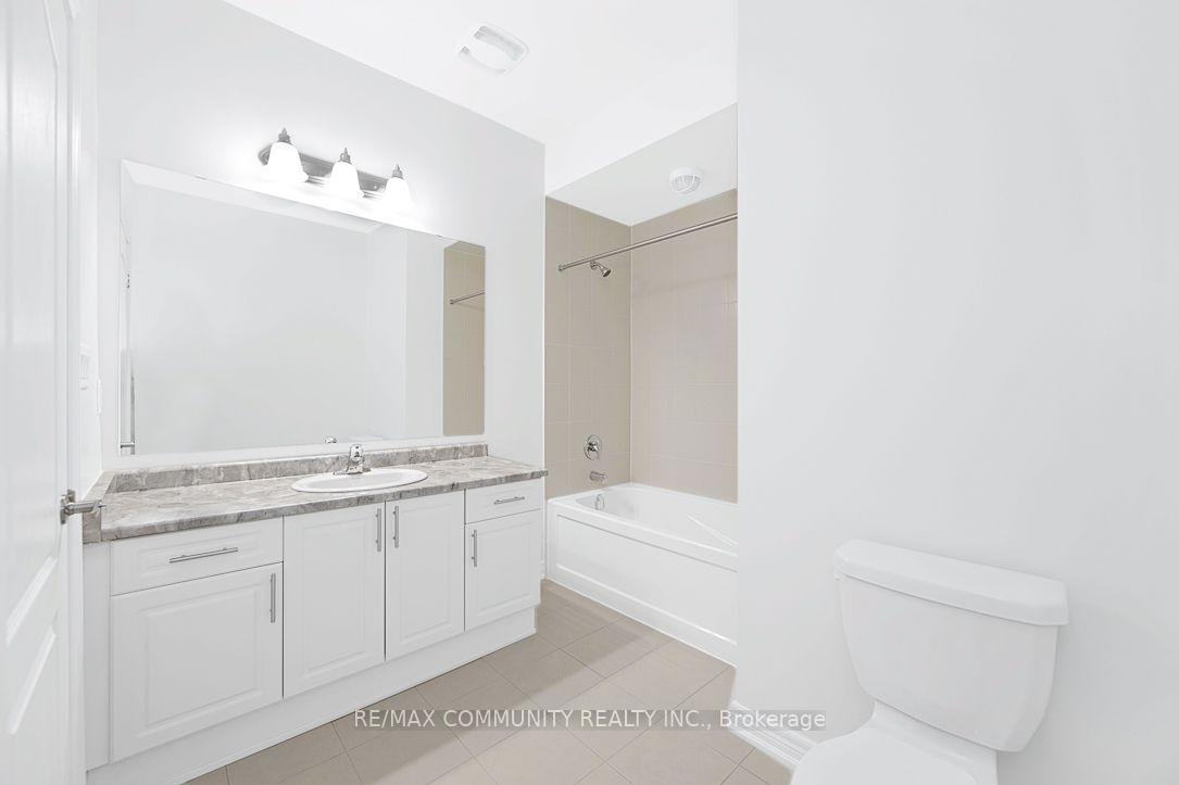 Photo 14 of Unit B, 101 Luzon Avenue, Markham, Box Grove — HOMEH