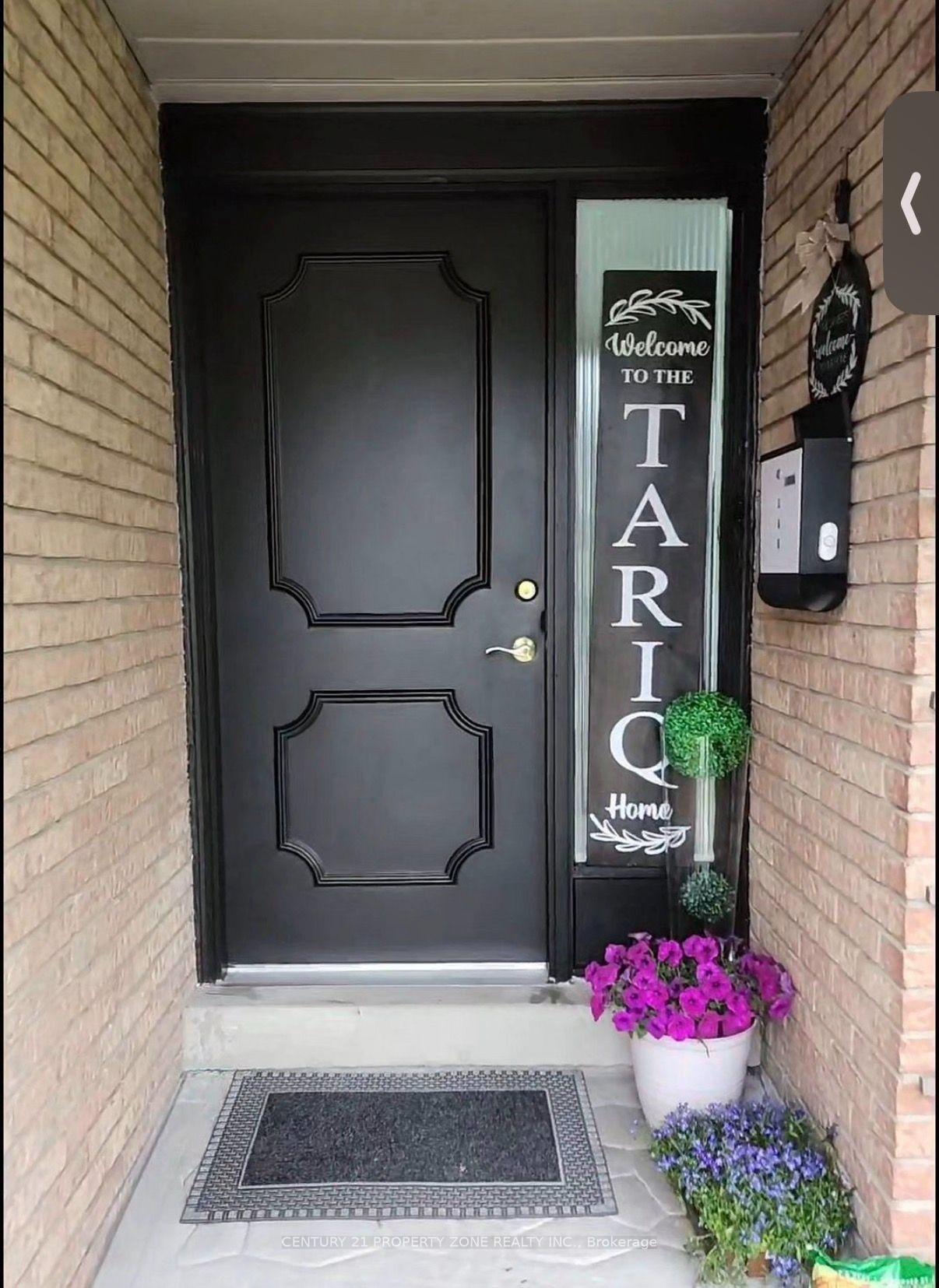Photo 2 of 3 Blackthorn Lane E, Brampton, Brampton North — HOMEH
