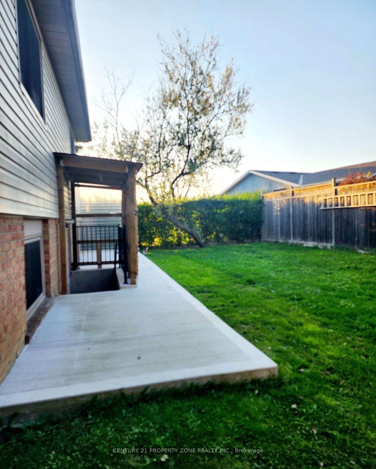Photo 15 of 3 Blackthorn Lane E, Brampton, Brampton North — HOMEH