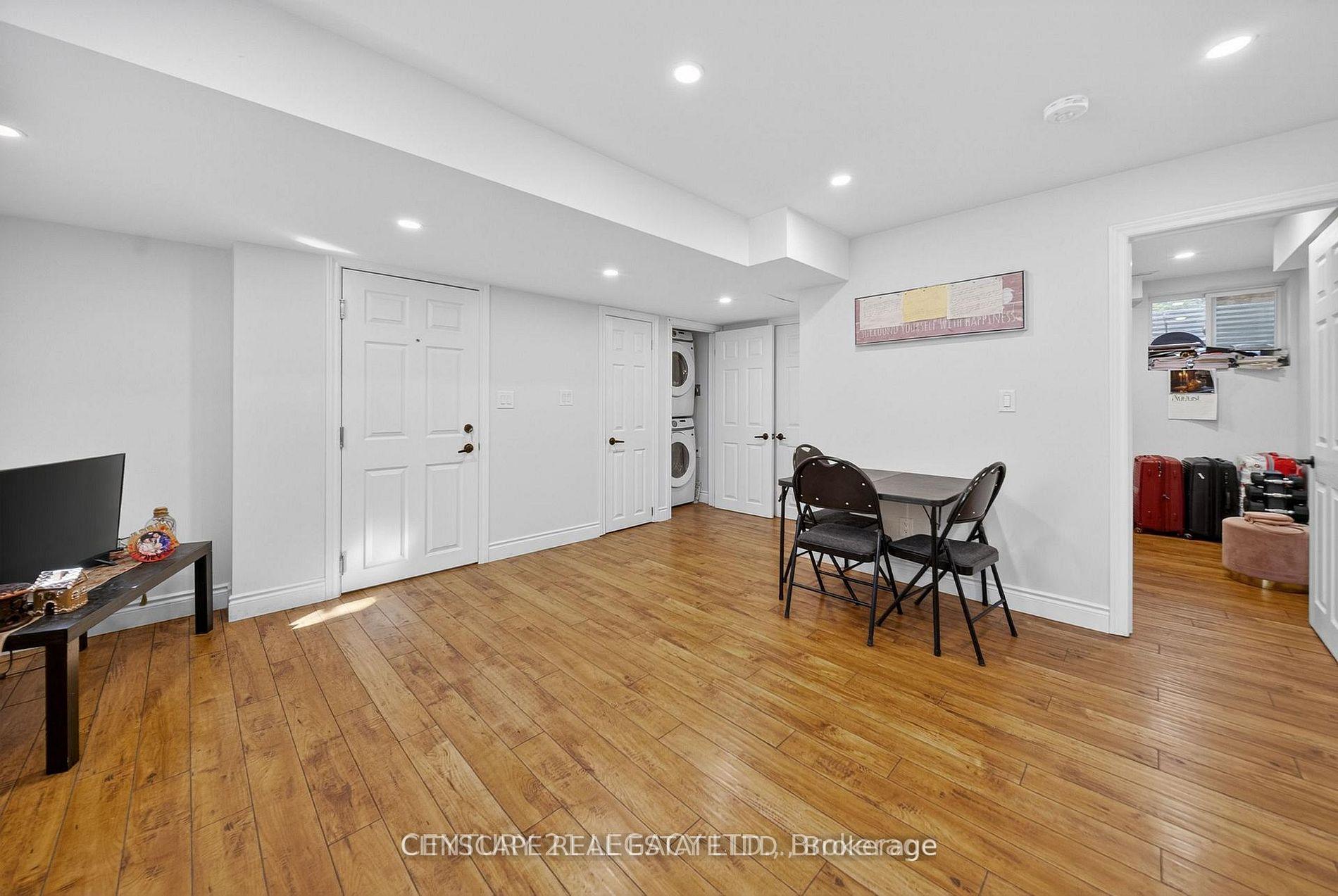 Photo 3 of Unit 2, 33 Andretti Crescent, Brampton, Credit Valley — HOMEH