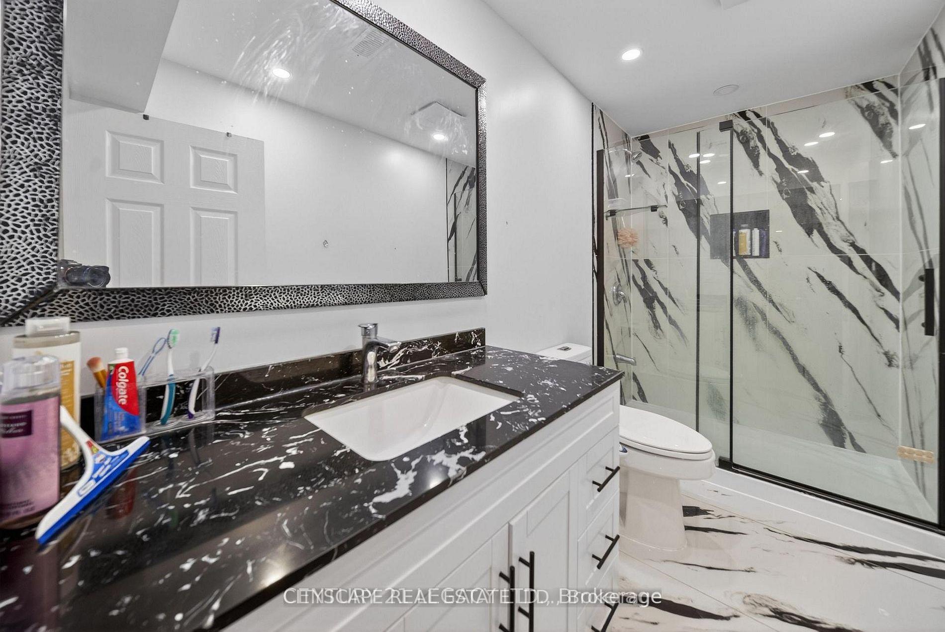 Photo 7 of Unit 2, 33 Andretti Crescent, Brampton, Credit Valley — HOMEH